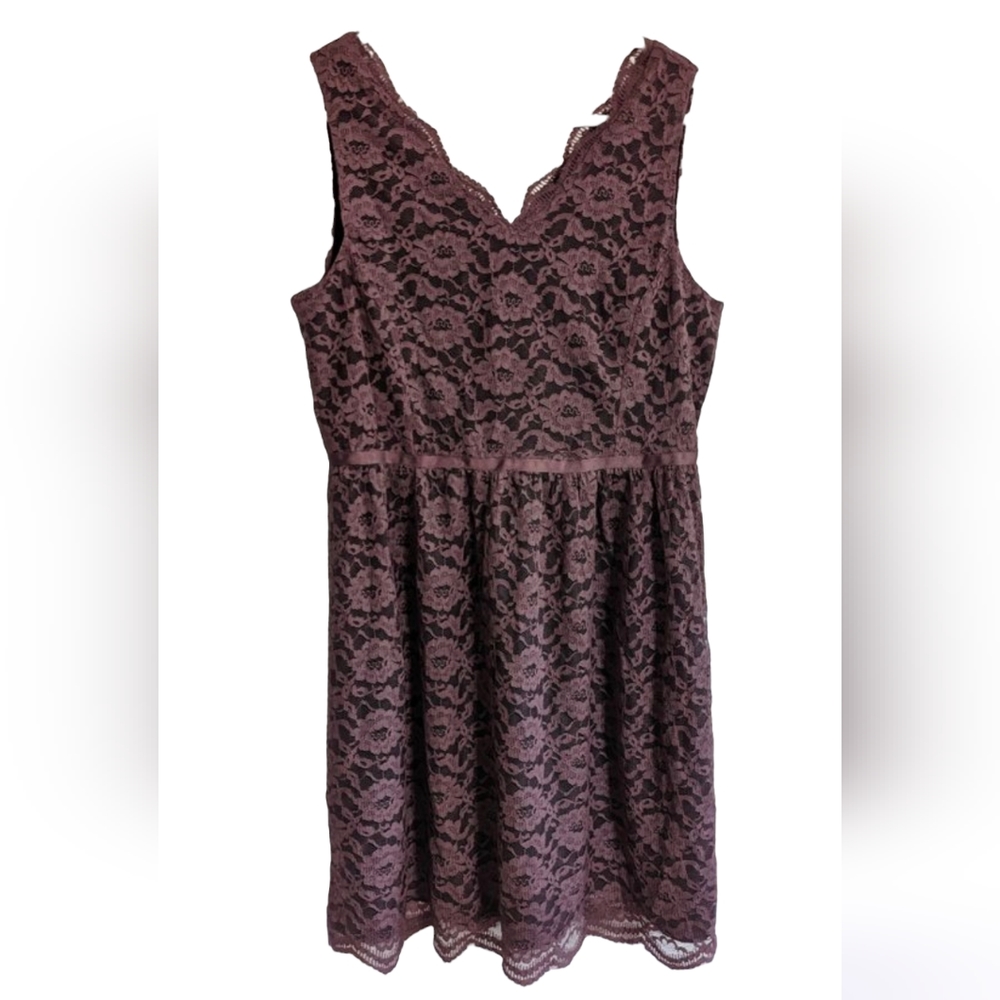 Antique mauve lace dress, purple, lilac, holiday party wedding guest date night